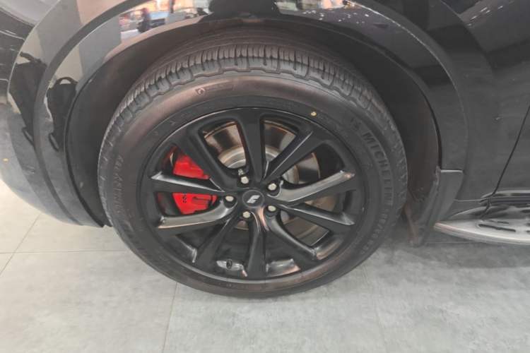 Used Li Auto ONE 2020 Extended-Range 6-Seater Version Left Front Wheel Hub