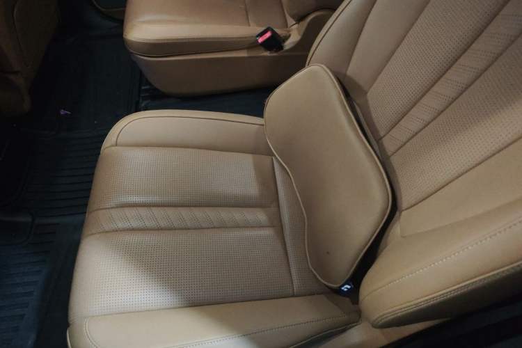Used Li Auto ONE 2020 Extended-Range 6-Seater Version Left Rear Seat
