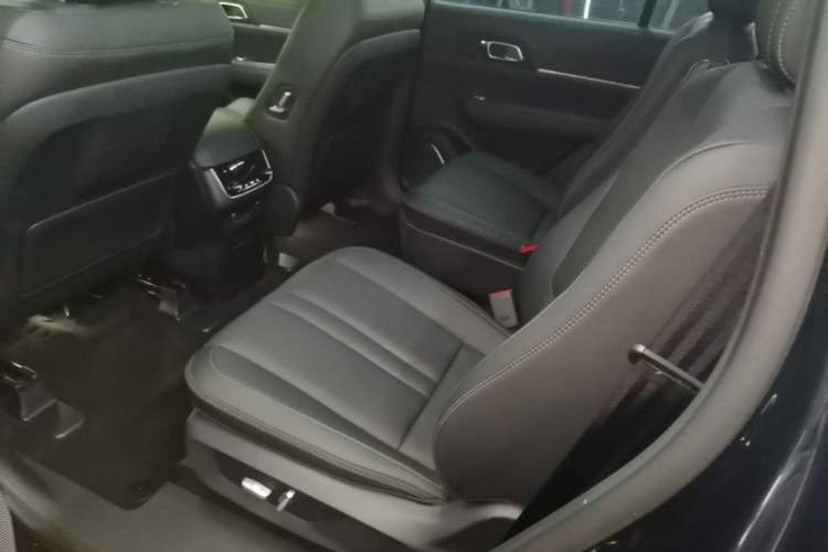 Used Li Auto ONE 2020 Extended-Range 6-Seater Version Left Rear Seat