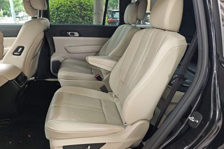 Used Li Auto ONE 2020 Extended-Range 6-Seater Version Left Rear Seat