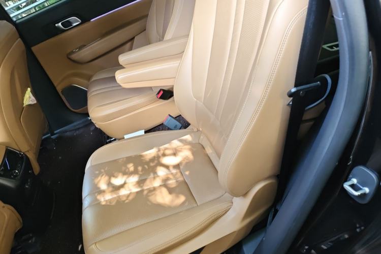 Used Li Auto ONE 2020 Extended-Range 6-Seater Version Left Rear Seat