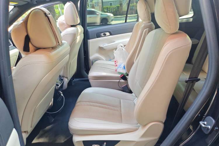 Used Li Auto ONE 2020 Extended-Range 6-Seater Version Left Rear Seat