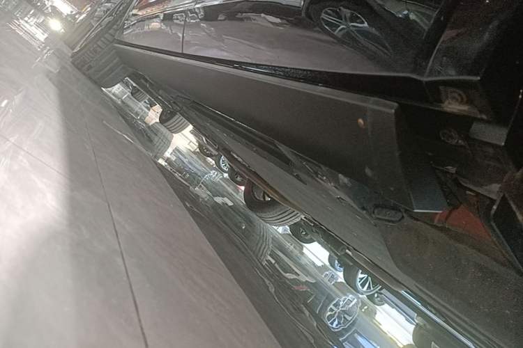 Used Li Auto ONE 2020 Extended-Range 6-Seater Version Left Side Sill