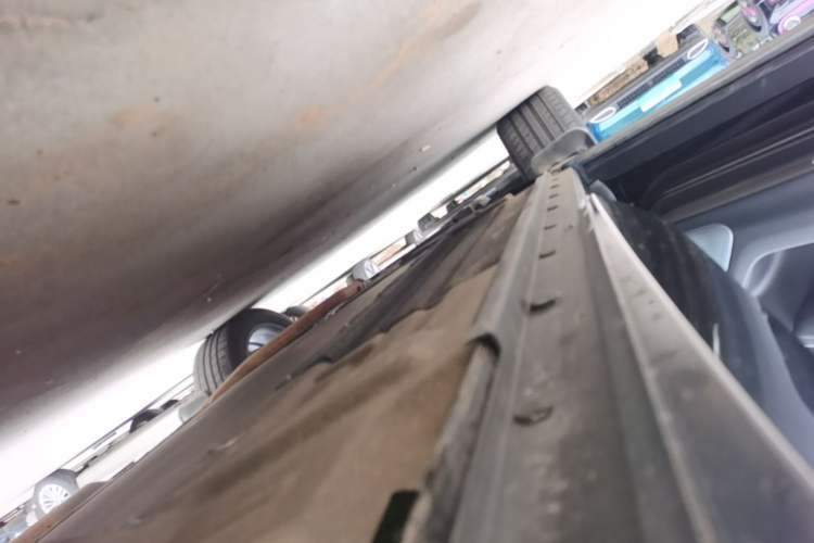 Used Li Auto ONE 2020 Extended-Range 6-Seater Version Left Side Sill