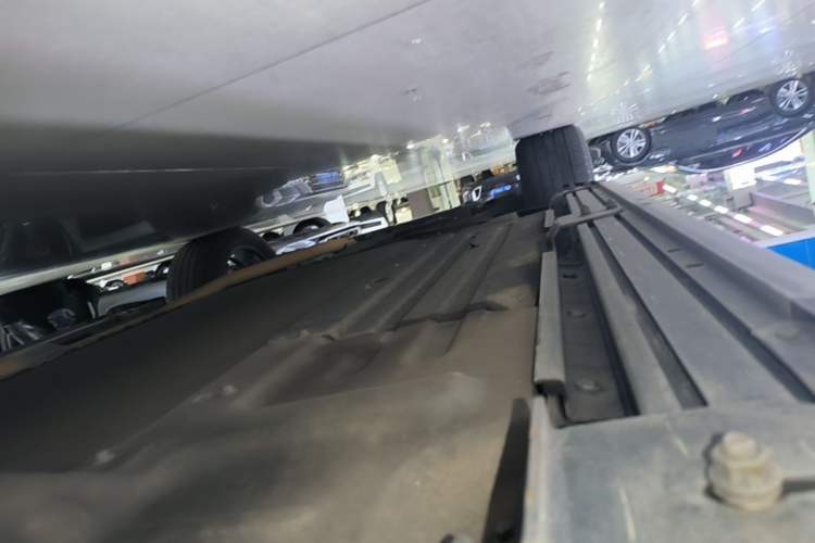 Used Li Auto ONE 2020 Extended-Range 6-Seater Version Left Side Sill