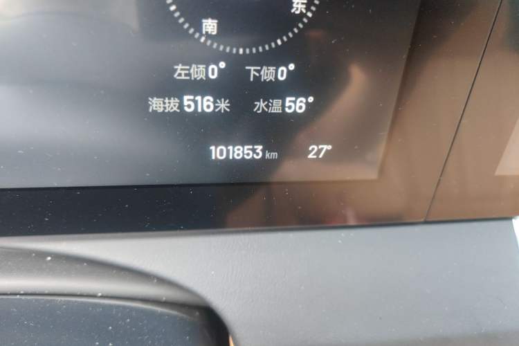 Used Li Auto ONE 2020 Extended-Range 6-Seater Version Odometer Close Up