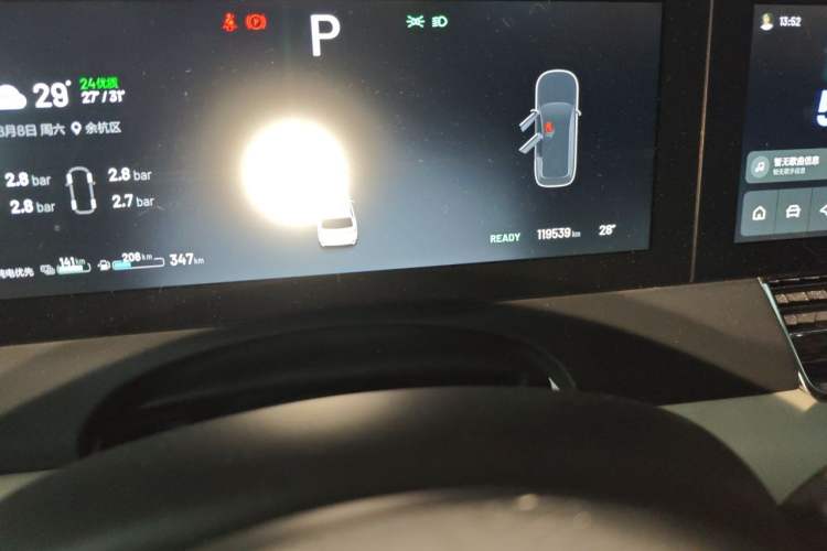 Used Li Auto ONE 2020 Extended-Range 6-Seater Version Odometer Close Up