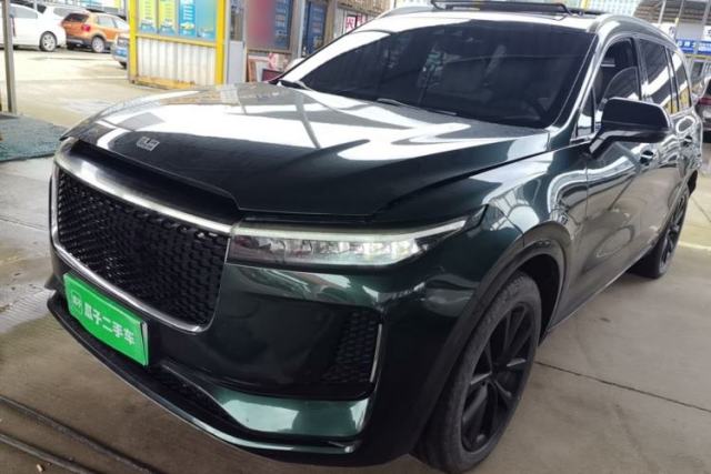 Ojetý Li Auto ONE 2020 Extended-Range 6-Seater Version
