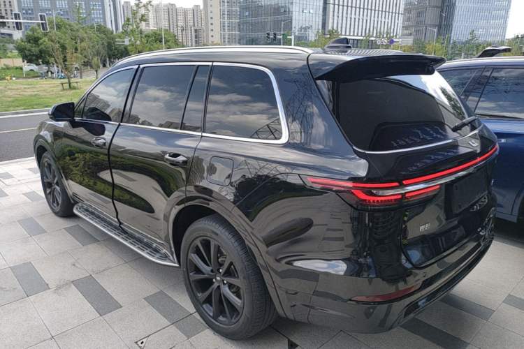 Used Li Auto ONE 2020 Extended-Range 6-Seater Version Rear Left 45 Deg
