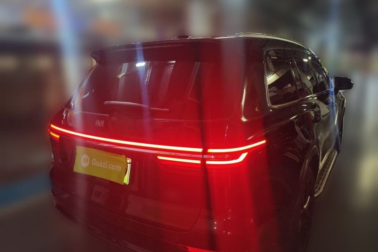 Used Li Auto ONE 2020 Extended-Range 6-Seater Version Rear Right 45 Deg