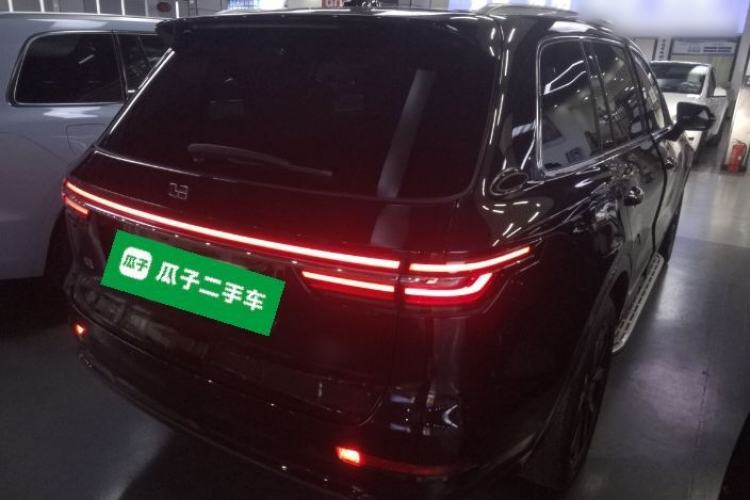 Used Li Auto ONE 2020 Extended-Range 6-Seater Version Rear Right 45 Deg