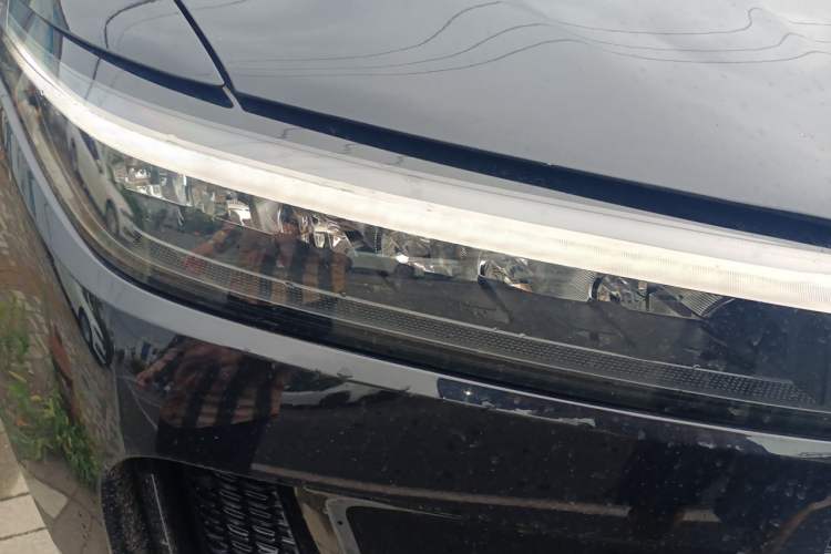 Used Li Auto ONE 2020 Extended-Range 6-Seater Version Right Front Headlight