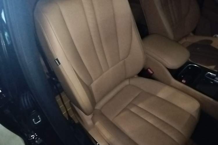 Used Li Auto ONE 2020 Extended-Range 6-Seater Version Right Front Seat