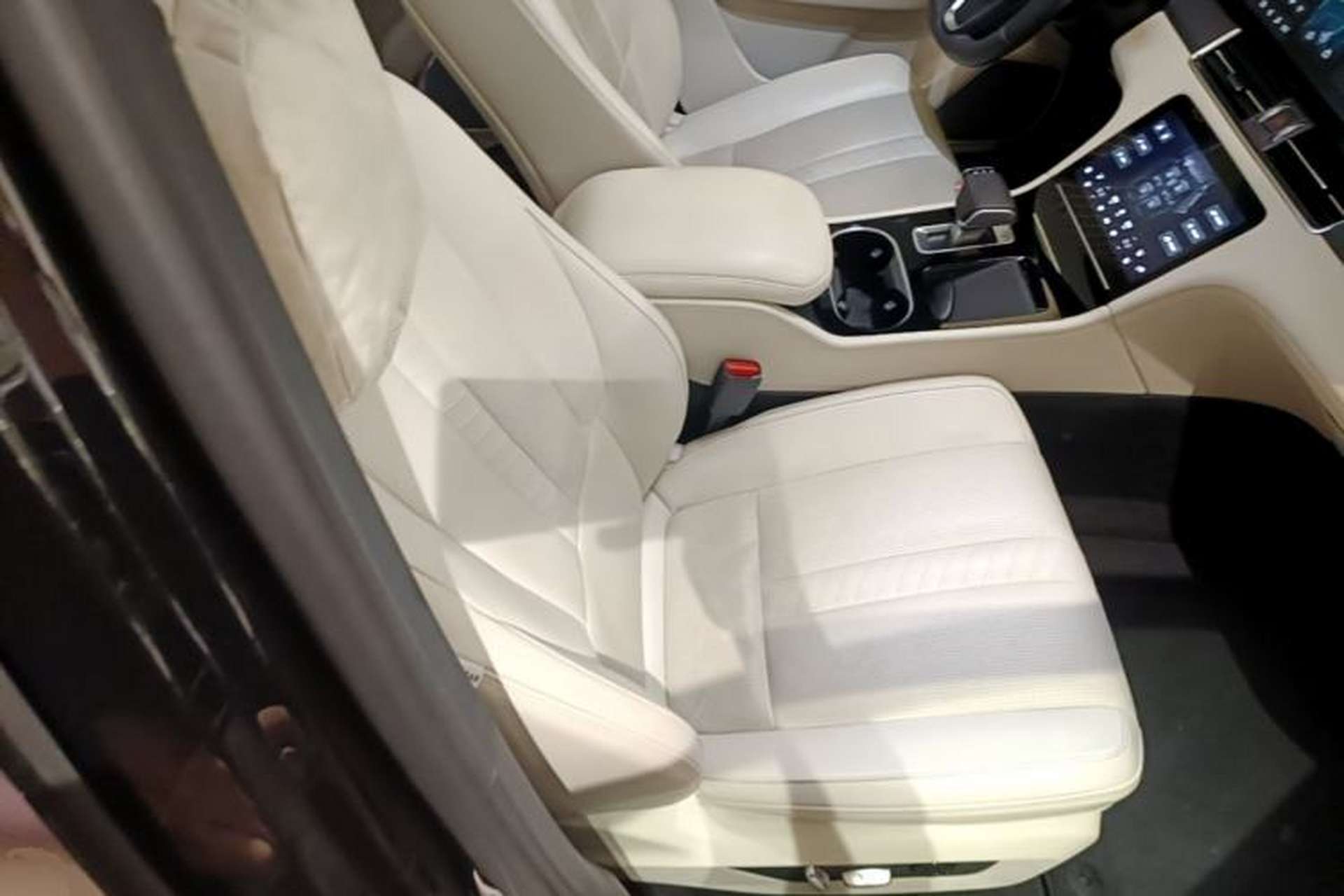 Used Li Auto ONE 2020 Extended-Range 6-Seater Version Right Front Seat