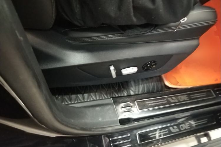 Used Li Auto ONE 2020 Extended-Range 6-Seater Version Right Front Seat