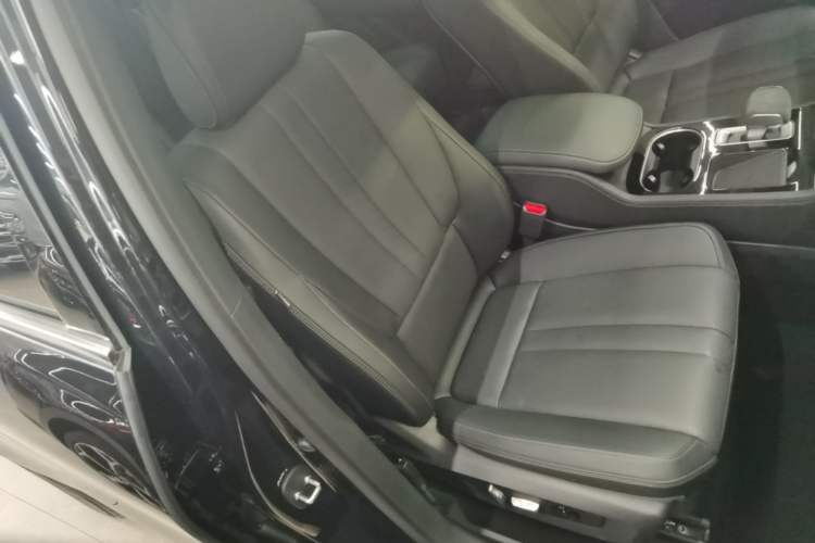Used Li Auto ONE 2020 Extended-Range 6-Seater Version Right Front Seat