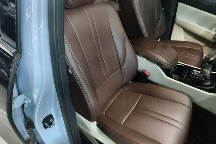 Used Li Auto ONE 2020 Extended-Range 6-Seater Version Right Front Seat