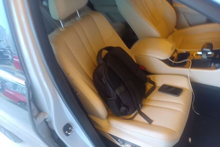 Used Li Auto ONE 2020 Extended-Range 6-Seater Version Right Front Seat