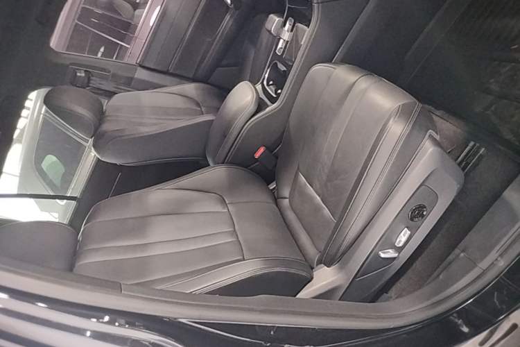 Used Li Auto ONE 2020 Extended-Range 6-Seater Version Right Front Seat