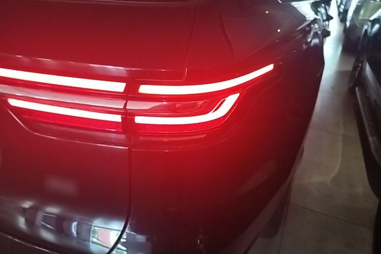 Used Li Auto ONE 2020 Extended-Range 6-Seater Version Right Rear Taillight