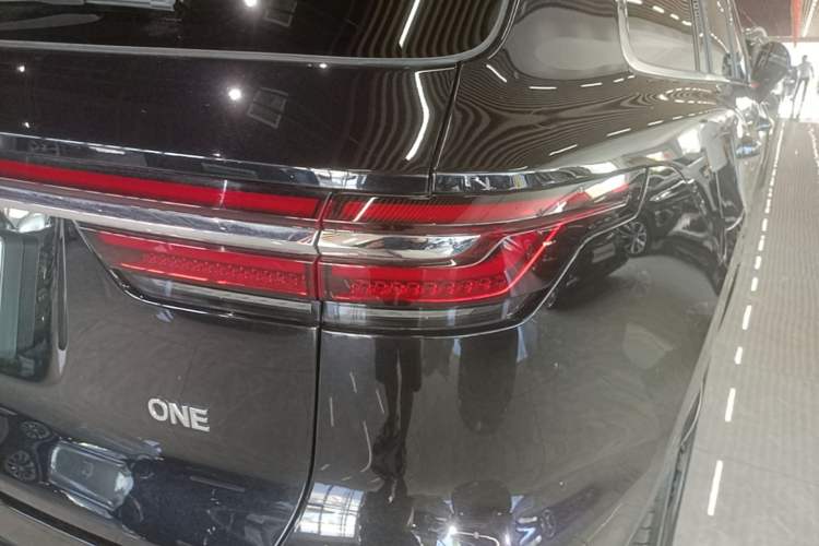 Used Li Auto ONE 2020 Extended-Range 6-Seater Version Right Rear Taillight