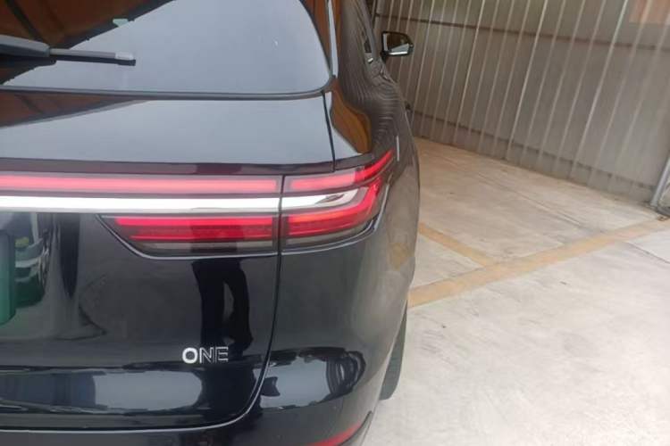 Used Li Auto ONE 2020 Extended-Range 6-Seater Version Right Rear Taillight