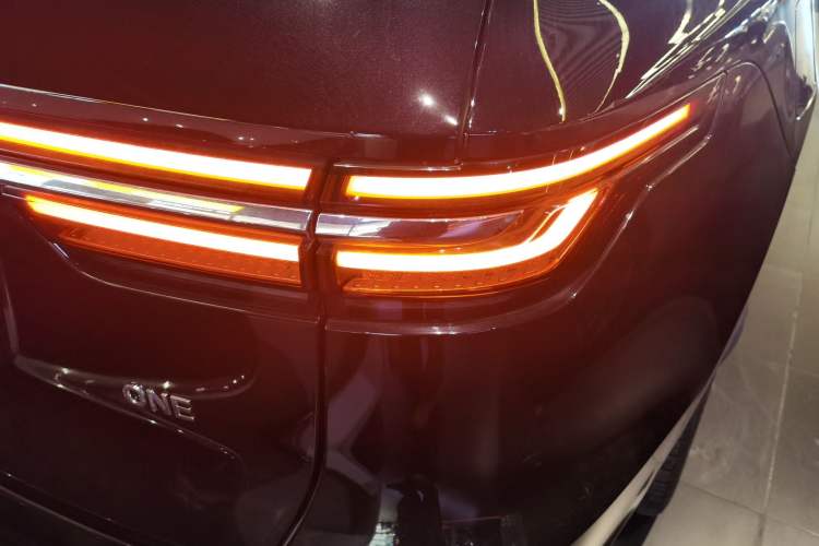 Used Li Auto ONE 2020 Extended-Range 6-Seater Version Right Rear Taillight