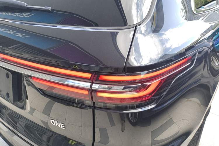 Used Li Auto ONE 2020 Extended-Range 6-Seater Version Right Rear Taillight