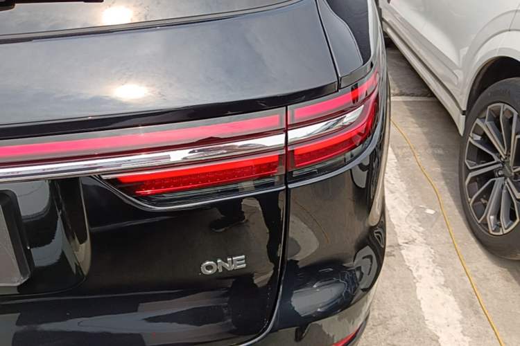 Used Li Auto ONE 2020 Extended-Range 6-Seater Version Right Rear Taillight