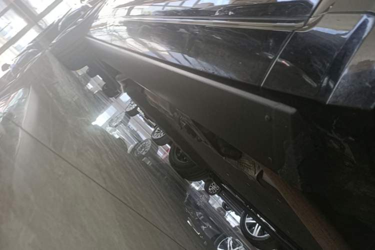 Used Li Auto ONE 2020 Extended-Range 6-Seater Version Right Side Sill
