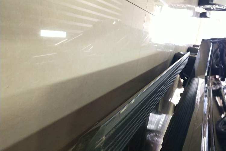 Used Li Auto ONE 2020 Extended-Range 6-Seater Version Right Side Sill