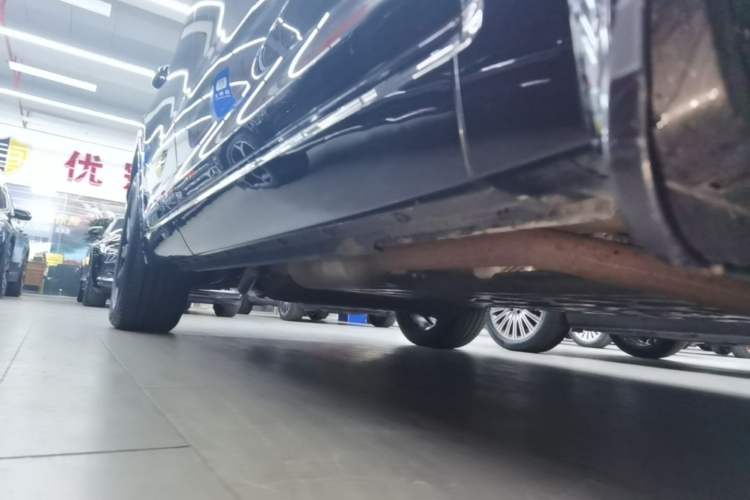 Used Li Auto ONE 2020 Extended-Range 6-Seater Version Right Side Sill