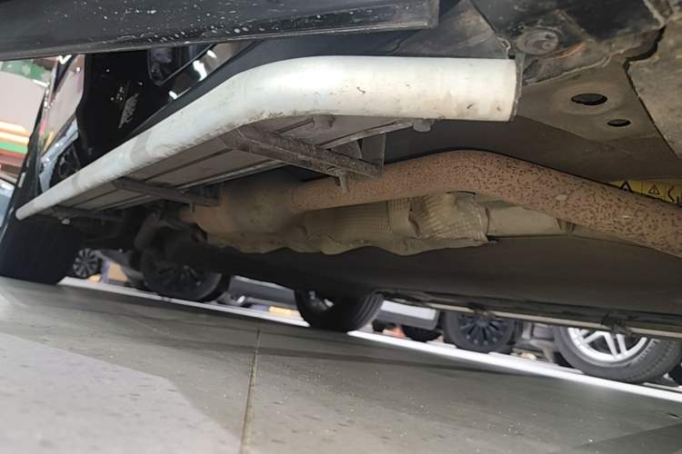Used Li Auto ONE 2020 Extended-Range 6-Seater Version Right Side Sill