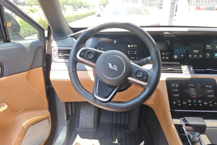 Used Li Auto ONE 2020 Extended-Range 6-Seater Version Steering Wheel