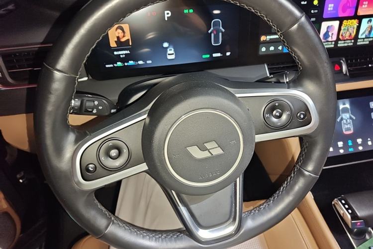 Used Li Auto ONE 2020 Extended-Range 6-Seater Version Steering Wheel