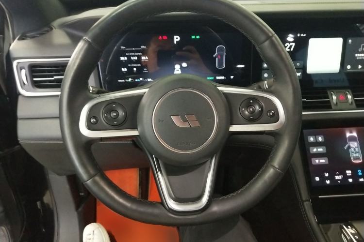Used Li Auto ONE 2020 Extended-Range 6-Seater Version Steering Wheel