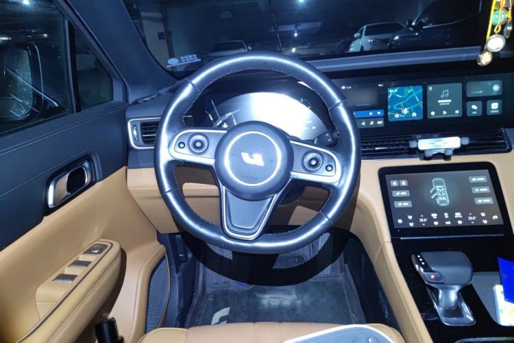 Used Li Auto ONE 2020 Extended-Range 6-Seater Version Steering Wheel