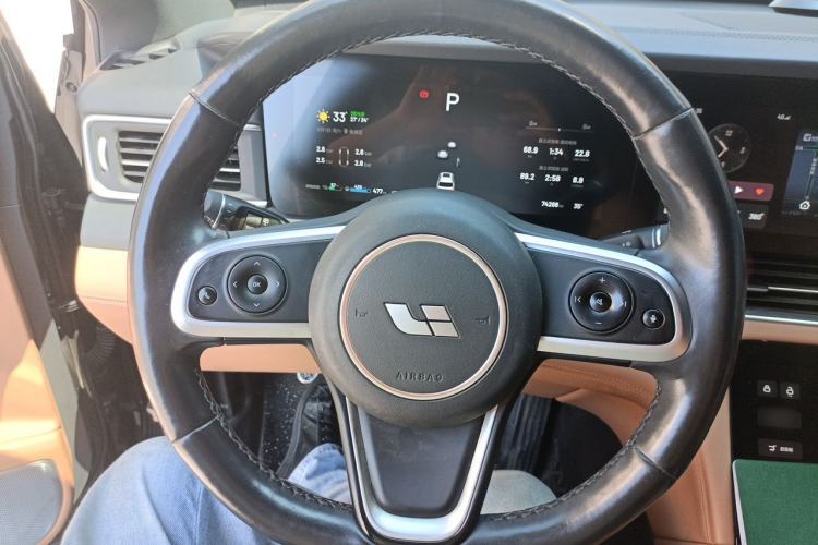 Used Li Auto ONE 2020 Extended-Range 6-Seater Version Steering Wheel