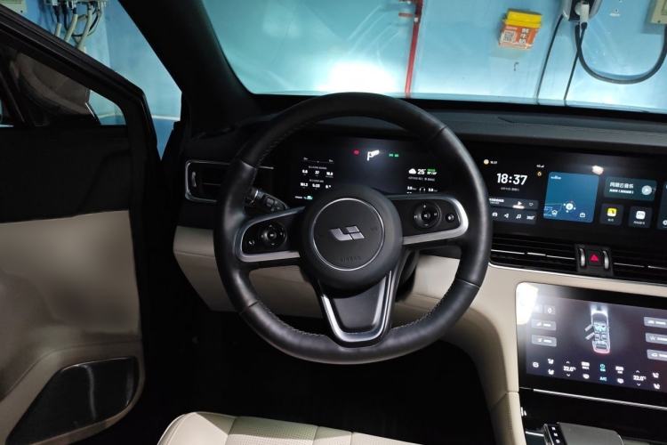 Used Li Auto ONE 2020 Extended-Range 6-Seater Version Steering Wheel