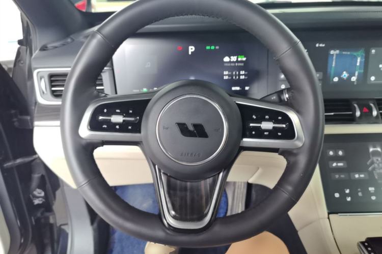 Used Li Auto ONE 2020 Extended-Range 6-Seater Version Steering Wheel