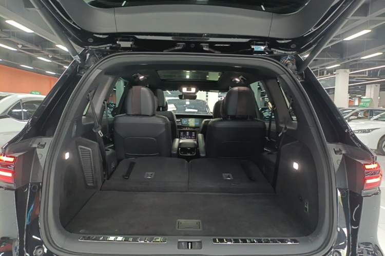 Used Li Auto ONE 2020 Extended-Range 6-Seater Version Trunk
