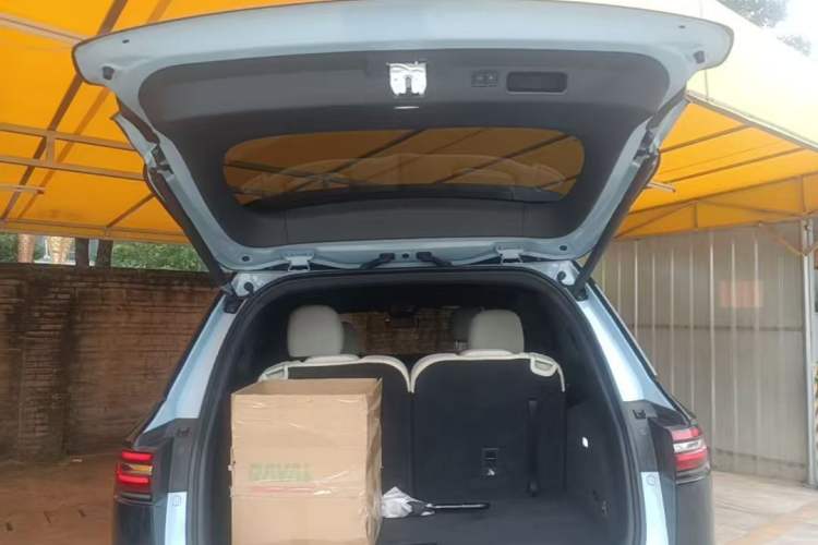 Used Li Auto ONE 2020 Extended-Range 6-Seater Version Trunk