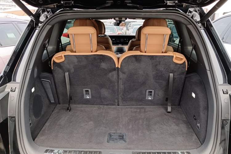 Used Li Auto ONE 2020 Extended-Range 6-Seater Version Trunk