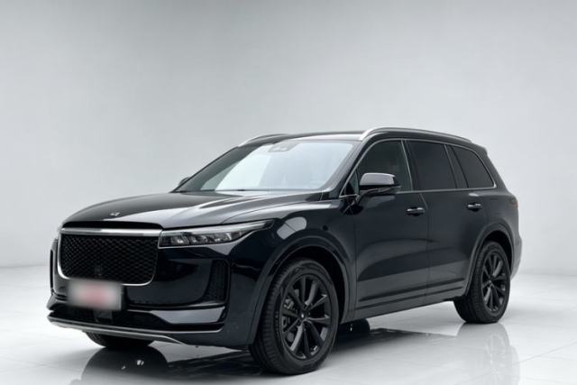 Ojetý Li Auto ONE 2020 Extended-Range 6-Seater Version
