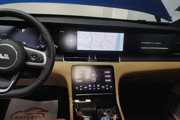 Used Li Auto ONE 2020 Extended-Range 6-Seater Version Audio And AC Panel