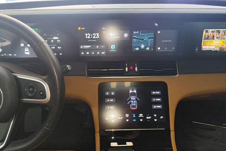 Used Li Auto ONE 2020 Extended-Range 6-Seater Version Audio And AC Panel