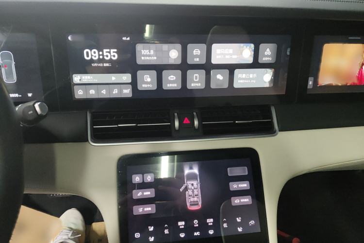 Used Li Auto ONE 2020 Extended-Range 6-Seater Version Audio And AC Panel