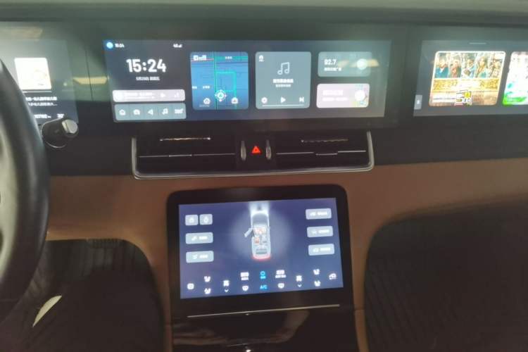 Used Li Auto ONE 2020 Extended-Range 6-Seater Version Audio And AC Panel