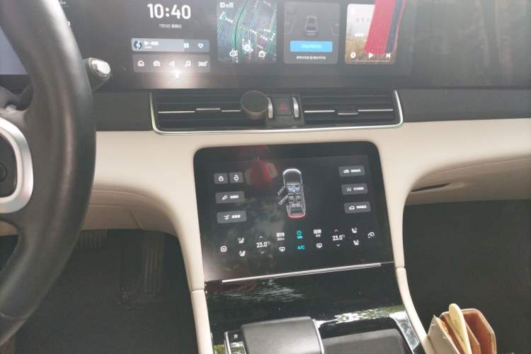 Used Li Auto ONE 2020 Extended-Range 6-Seater Version Audio And AC Panel