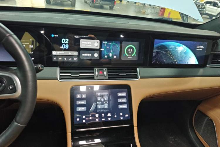 Used Li Auto ONE 2020 Range-Extended 7-Seater Version Audio And AC Panel